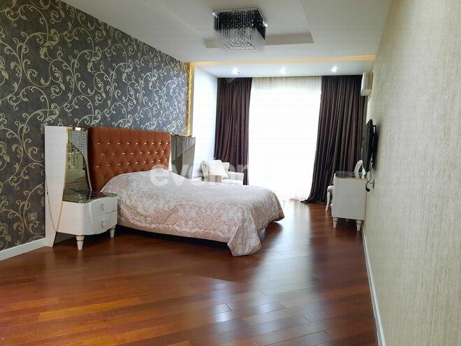 Satılır, yeni tikili, 3 otaqlı, 192 m², Şah İsmayıl Xətai m.