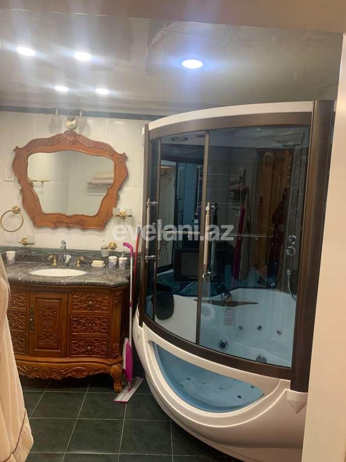 Rent, new building, 4 room, 185 m², Elmlar Akademiyası m.