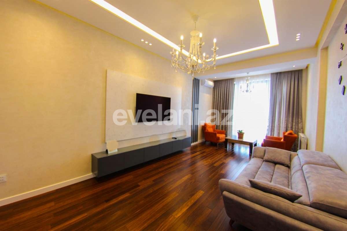 Satılır, yeni tikili, 3 otaqlı, 130.2 m², 28 may m.
