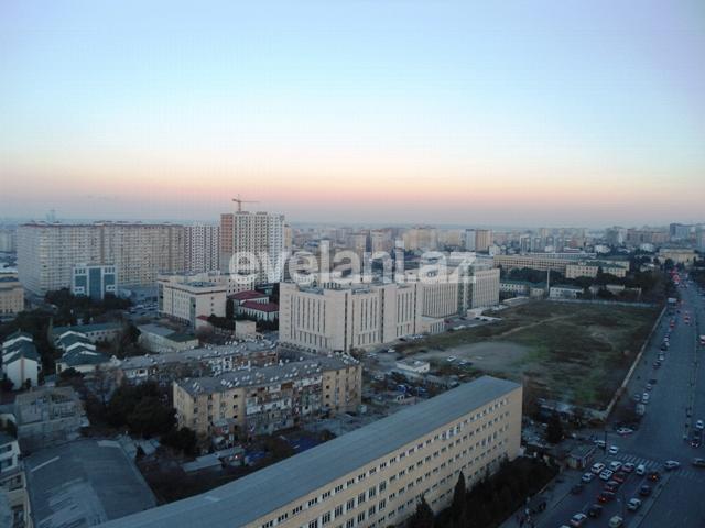 Продаётся, новостройка, 3-комнаты, 97 m², Иншаатчылар m.