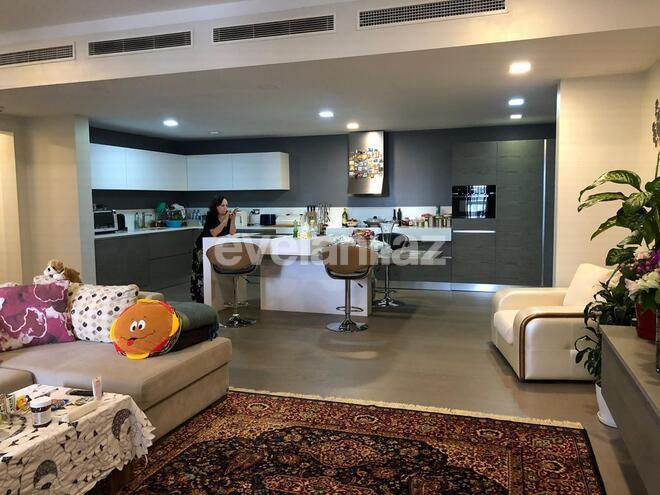 Sale, new building, 5 room, 264 m², 28 may m.