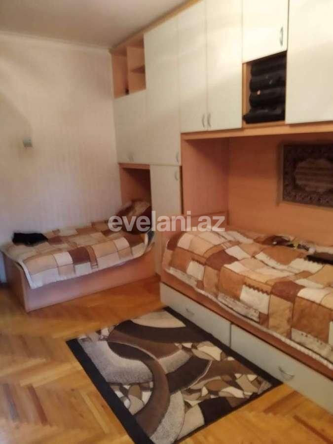 Satılır, köhnə tikili, 3 otaqlı, 90 m², Elmlər Akademiyası m.
