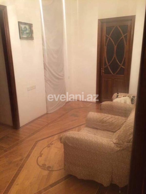 Satılır, köhnə tikili, 3 otaqlı, 125 m², Sahil m.