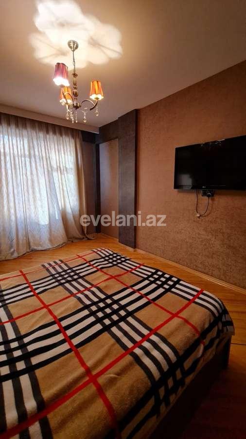 Satılır, yeni tikili, 3 otaqlı, 120 m², İnşaatçılar m.