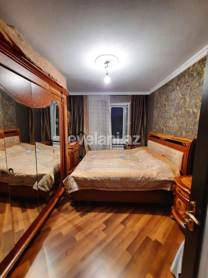 Satılır, köhnə tikili, 3 otaqlı, 75 m², Azadlıq prospekti m.