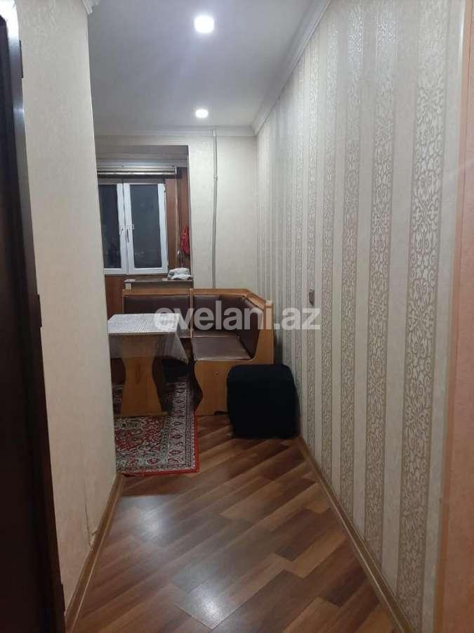 Satılır, köhnə tikili, 3 otaqlı, 75 m², Azadlıq prospekti m.