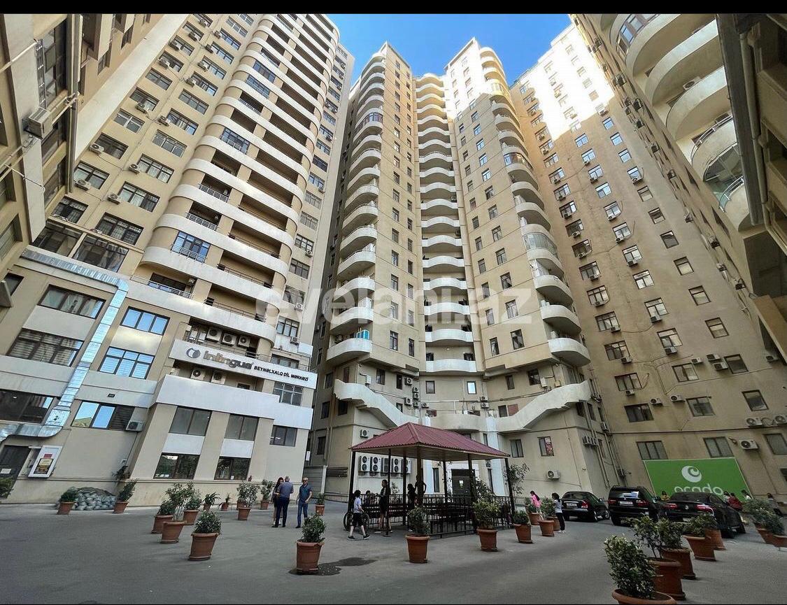 Sale, new building, 3 room, 141 m², Elmlar Akademiyası m.