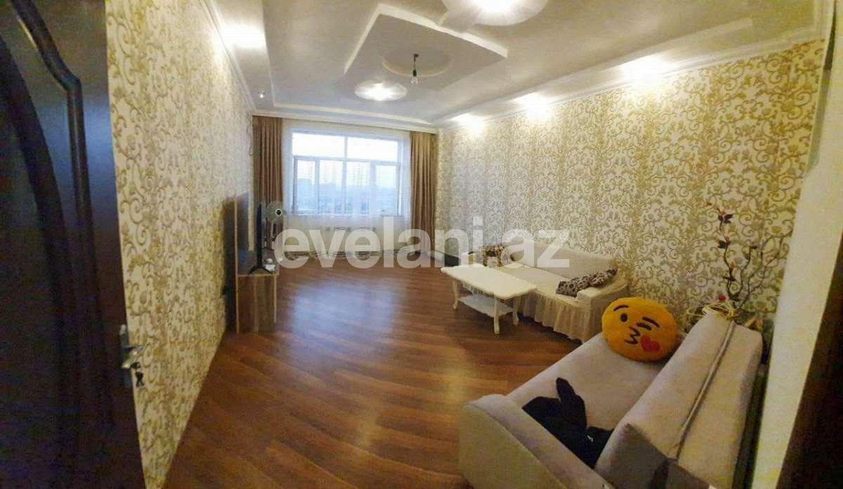 Satılır, yeni tikili, 2 otaqlı, 63 m², Qara Qarayev m.