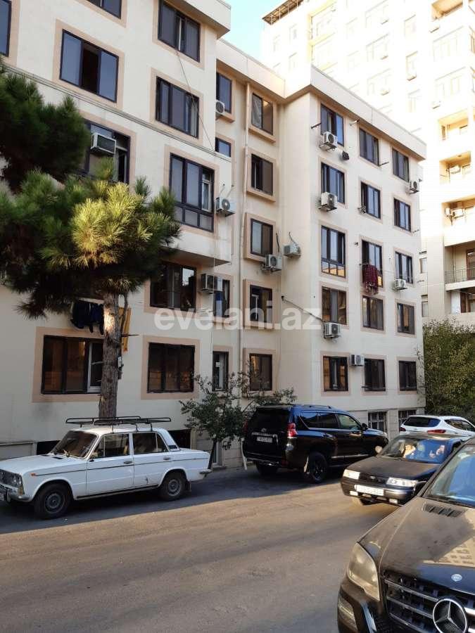 Satılır, köhnə tikili, 3 otaqlı, 71 m², Gənclik m.