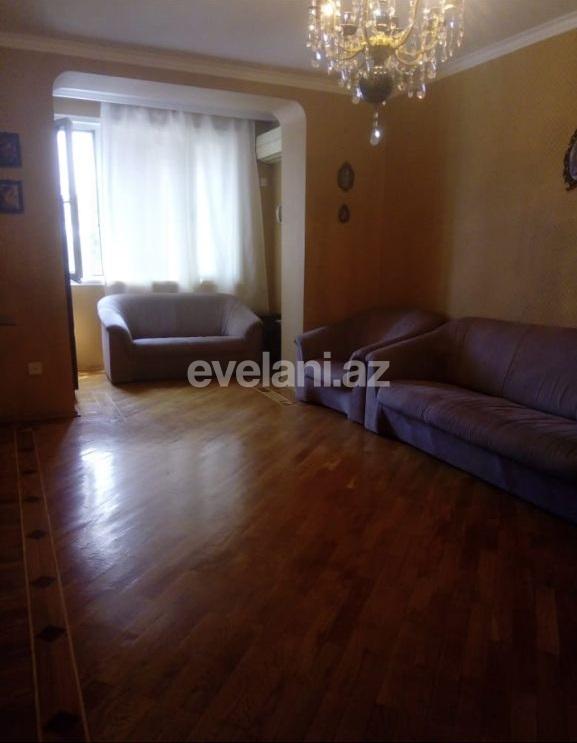 Satılır, köhnə tikili, 3 otaqlı, 71 m², Gənclik m.