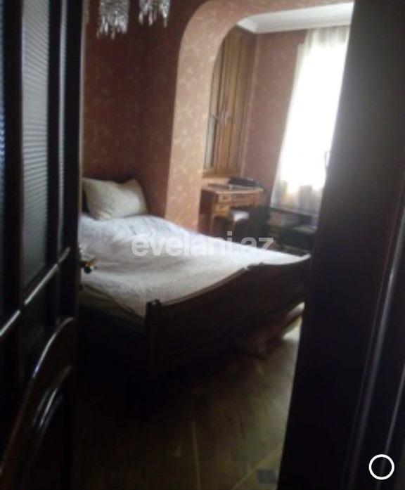 Satılır, köhnə tikili, 3 otaqlı, 71 m², Gənclik m.