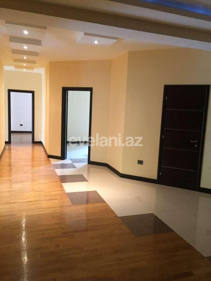 Satılır, yeni tikili, 5 otaqlı, 240 m², 28 may m.