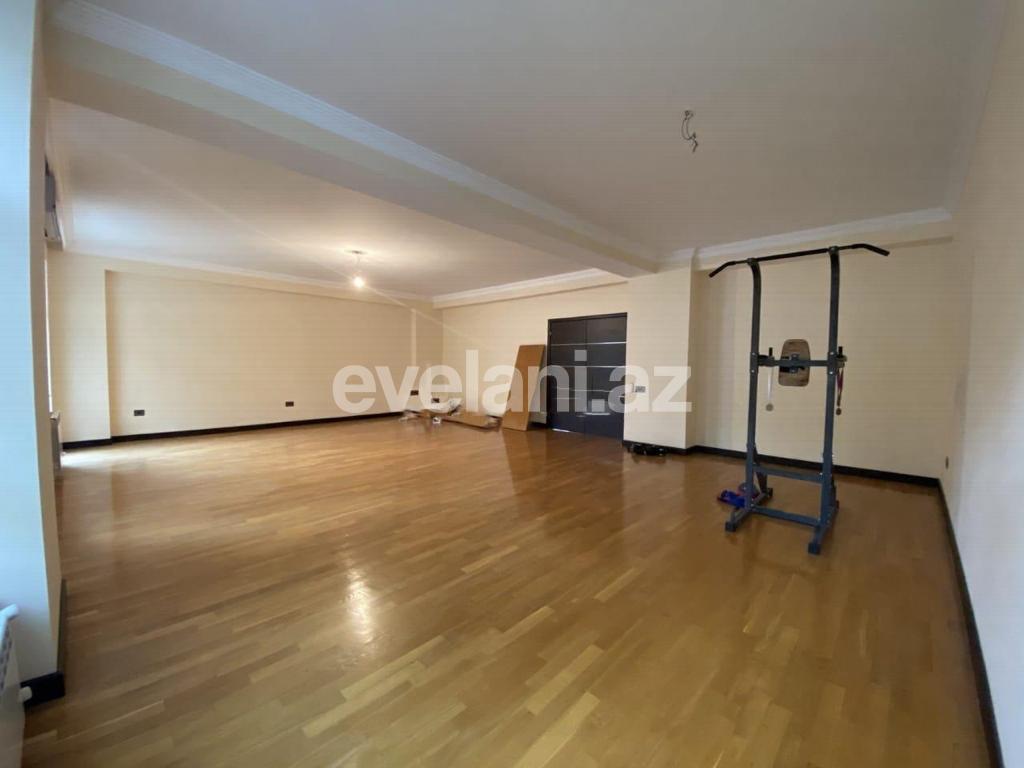 Satılır, yeni tikili, 5 otaqlı, 240 m², 28 may m.