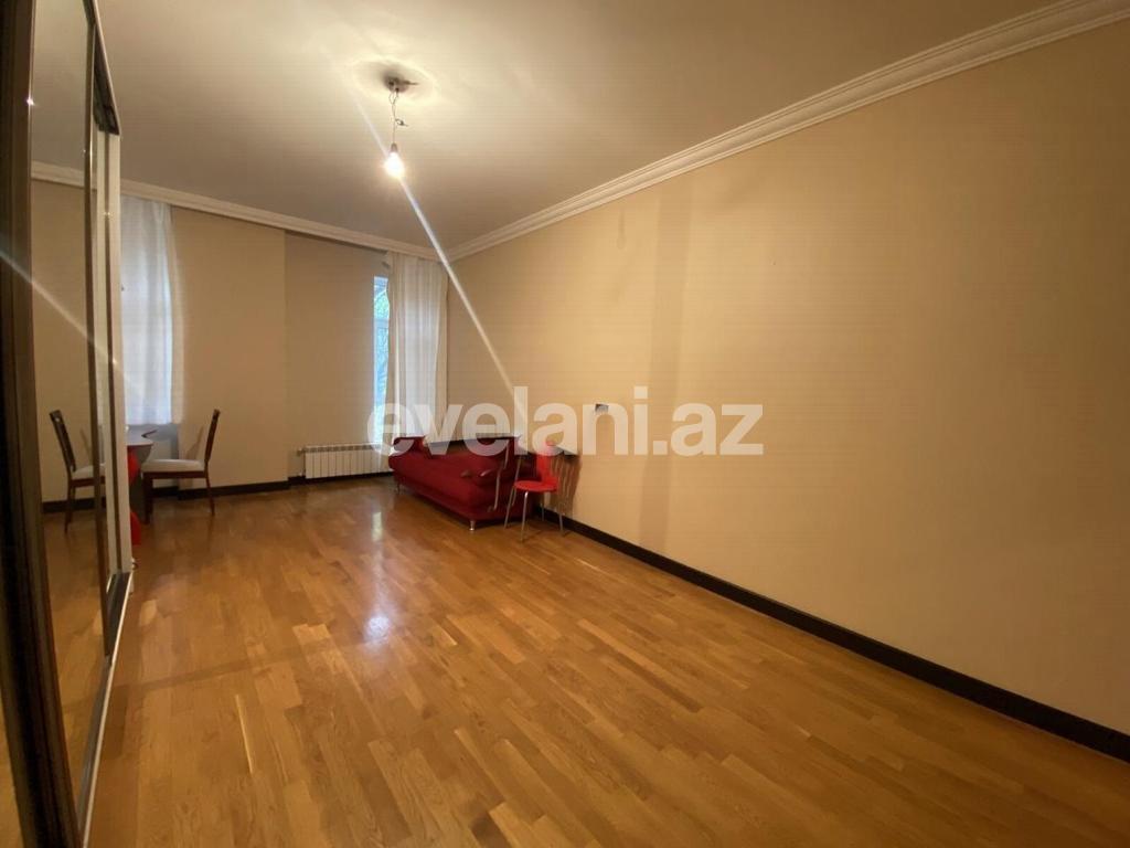 Satılır, yeni tikili, 5 otaqlı, 240 m², 28 may m.