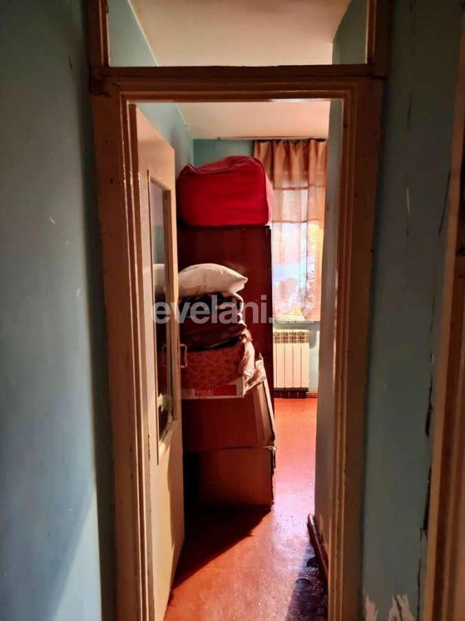 Satılır, köhnə tikili, 2 otaqlı, 60 m², Xalqlar Dostluğu m.