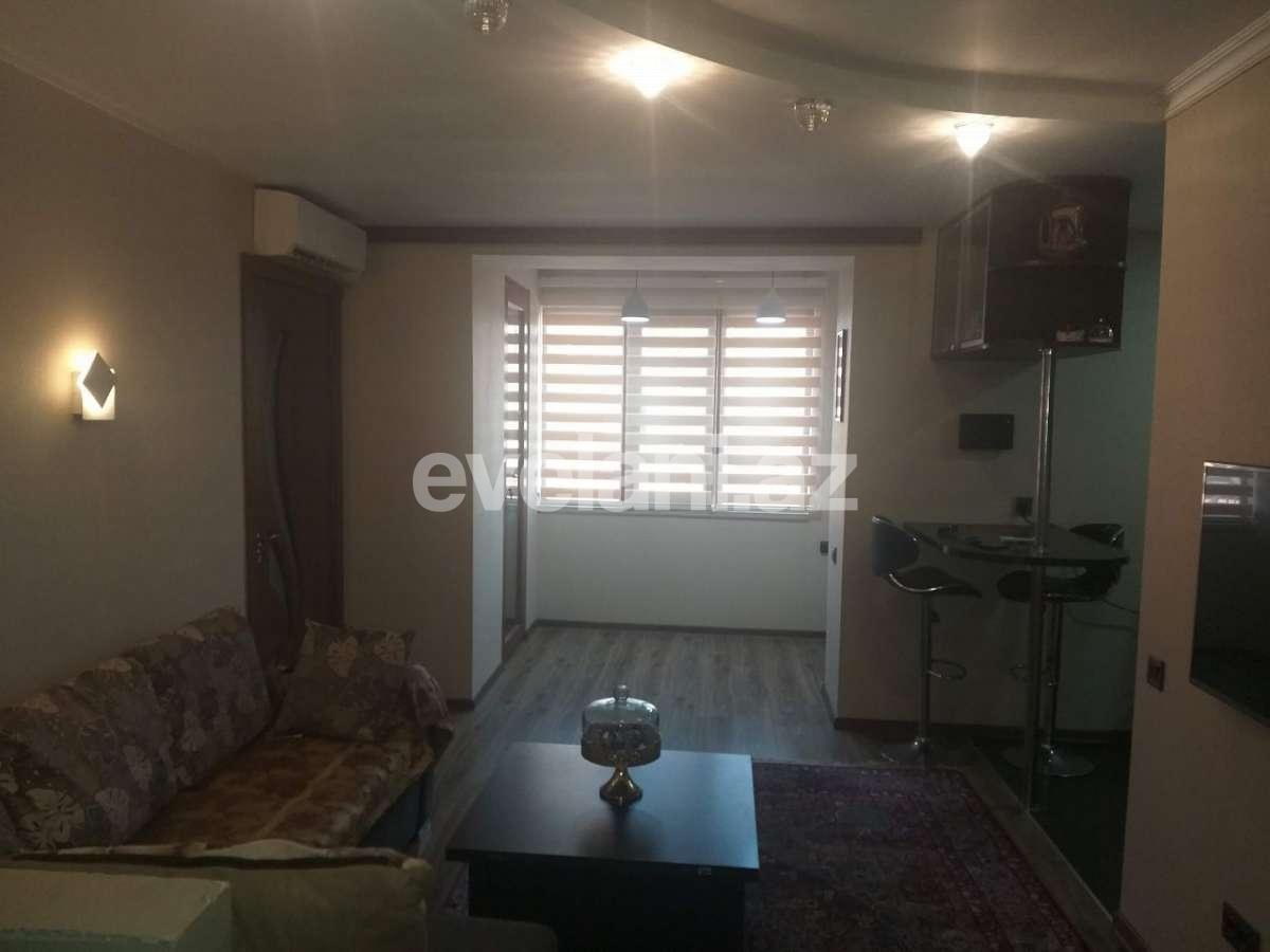 Sale, old building, 3 room, 52 m², Ganjlik m.