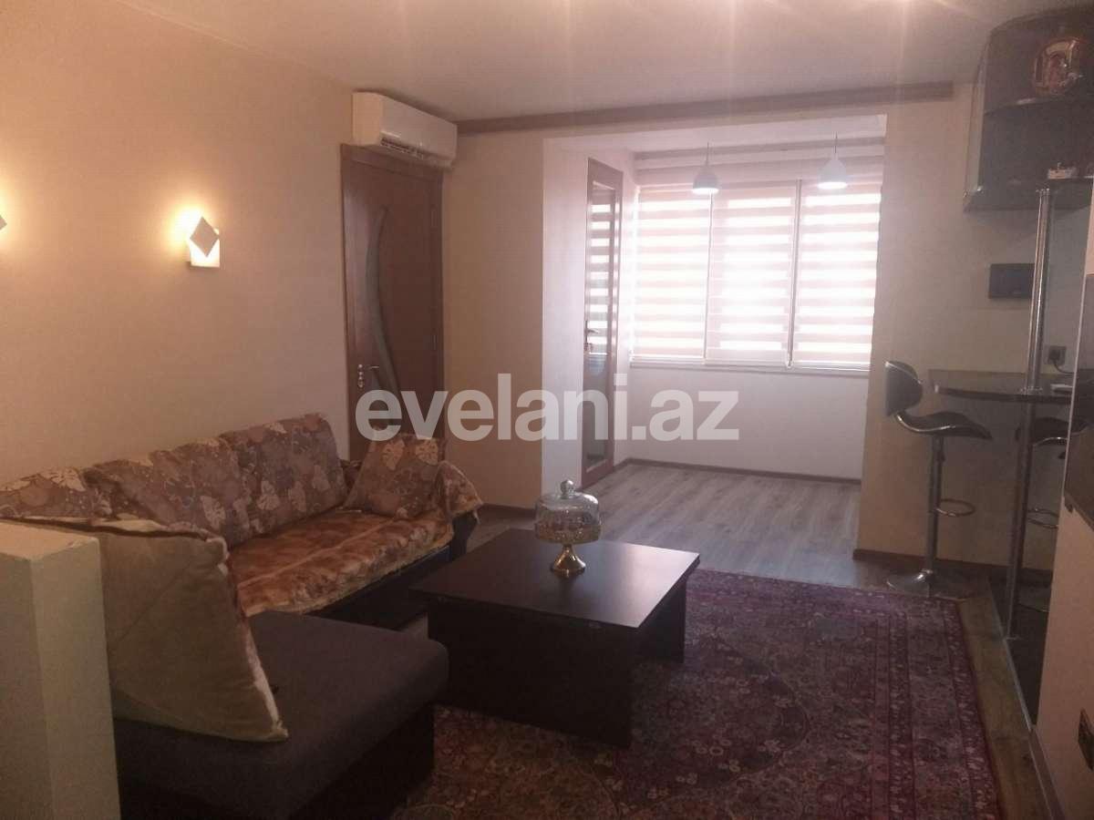 Sale, old building, 3 room, 52 m², Ganjlik m.