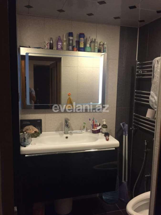 Sale, old building, 3 room, 52 m², Ganjlik m.