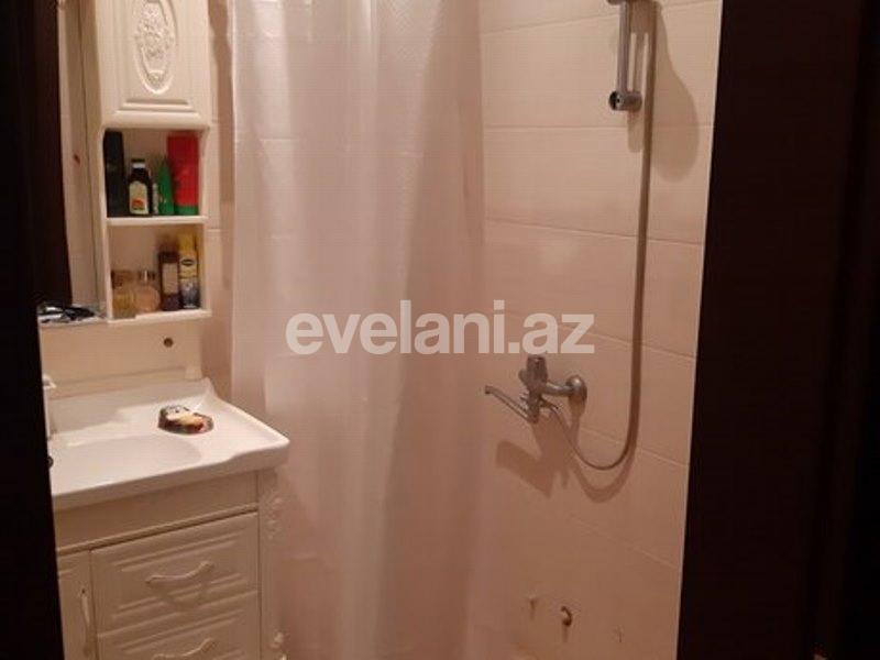 Satılır, köhnə tikili, 2 otaqlı, 65 m², Gənclik m.