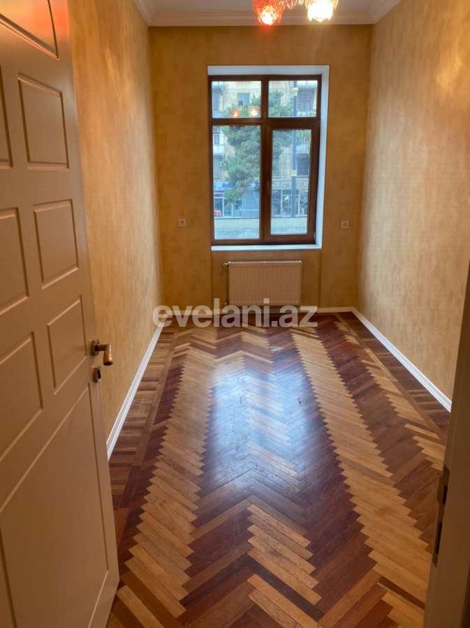 Satılır, köhnə tikili, 3 otaqlı, 75 m², Nəsimi r.