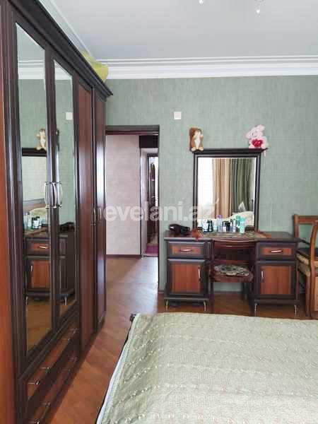 Satılır, köhnə tikili, 3 otaqlı, 80 m², Bakıxanov q.