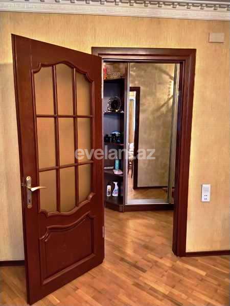 Satılır, köhnə tikili, 3 otaqlı, 80 m², Bakıxanov q.