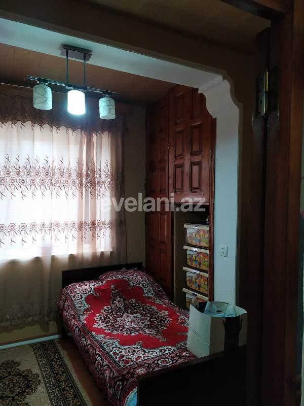 Satılır, köhnə tikili, 2 otaqlı, 52 m², Azadlıq prospekti m.