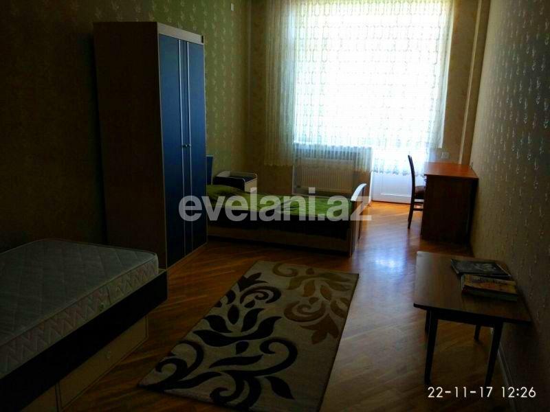 Satılır, köhnə tikili, 3 otaqlı, 174 m², Gənclik m.