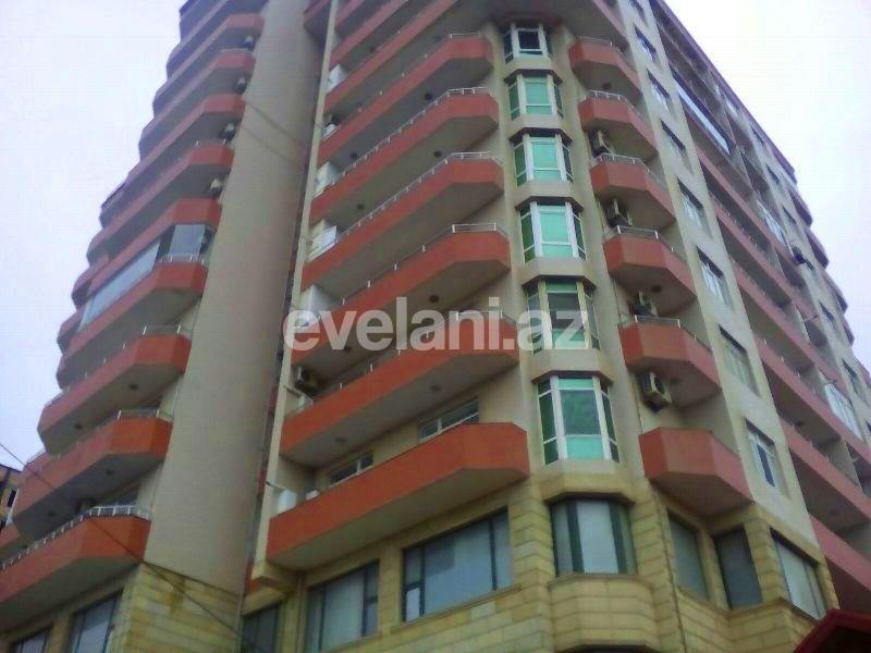 Satılır, köhnə tikili, 3 otaqlı, 174 m², Gənclik m.