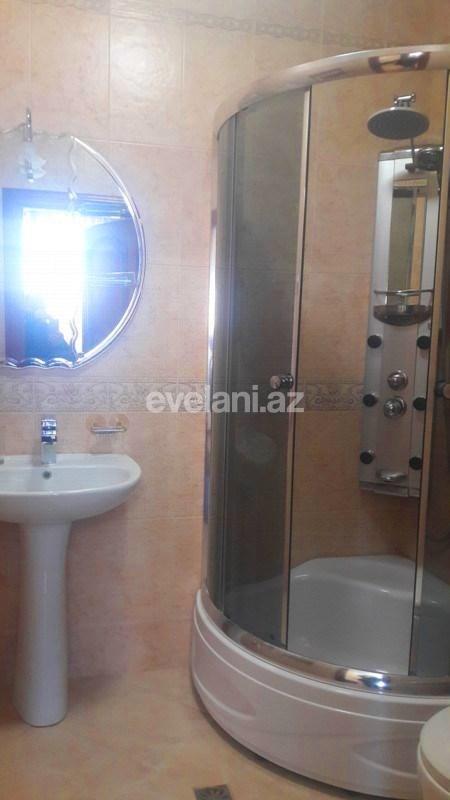 Satılır, köhnə tikili, 3 otaqlı, 174 m², Gənclik m.