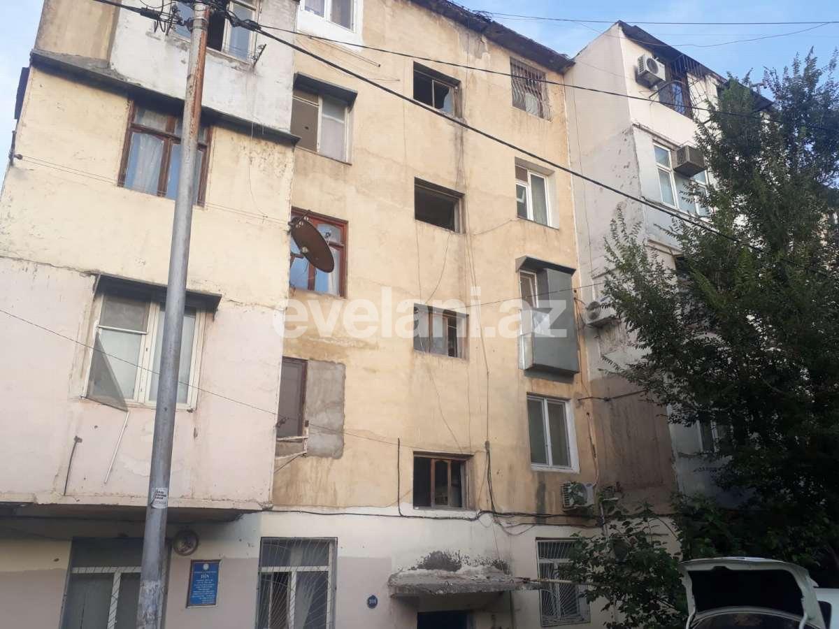 Sale, old building, 2 room, 50 m², Elmlar Akademiyası m.