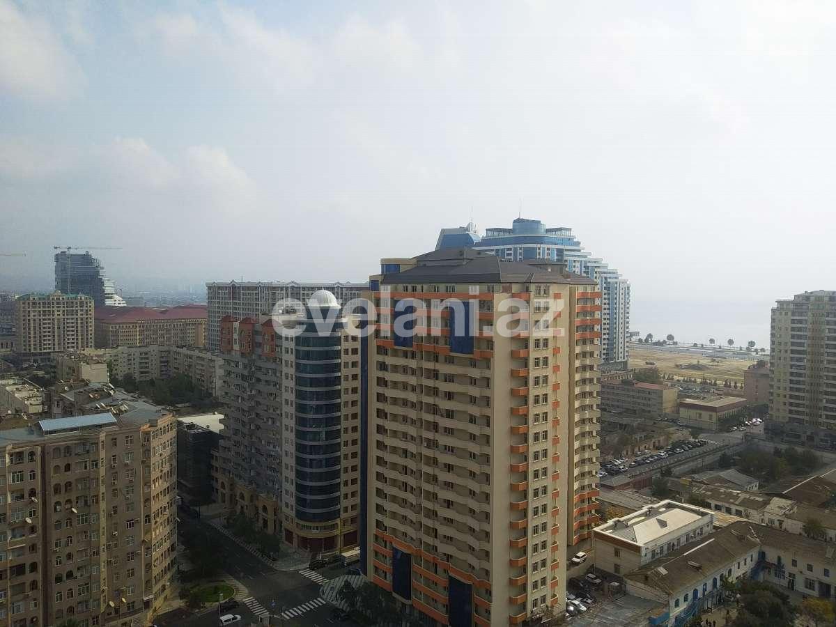 Satılır, yeni tikili, 3 otaqlı, 138 m², Şah İsmayıl Xətai m.