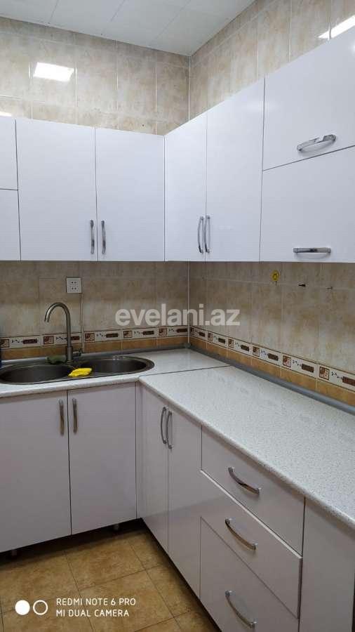 Satılır, yeni tikili, 2 otaqlı, 75 m², İnşaatçılar m.