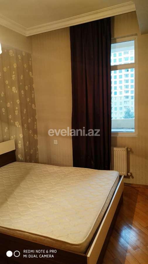 Satılır, yeni tikili, 2 otaqlı, 75 m², İnşaatçılar m.