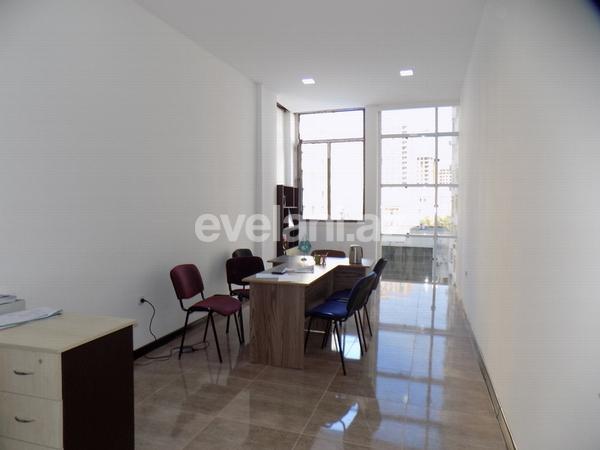 Сдаётся, офис, 3-комнаты, 60 m², Насиминский r.