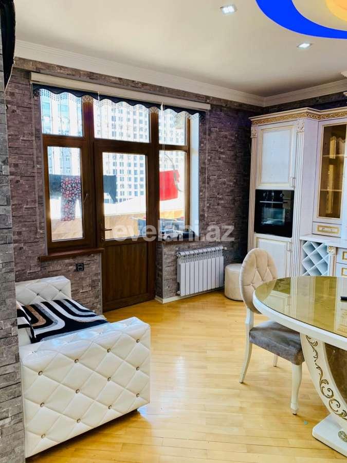 Satılır, yeni tikili, 4 otaqlı, 170 m², Şah İsmayıl Xətai m.