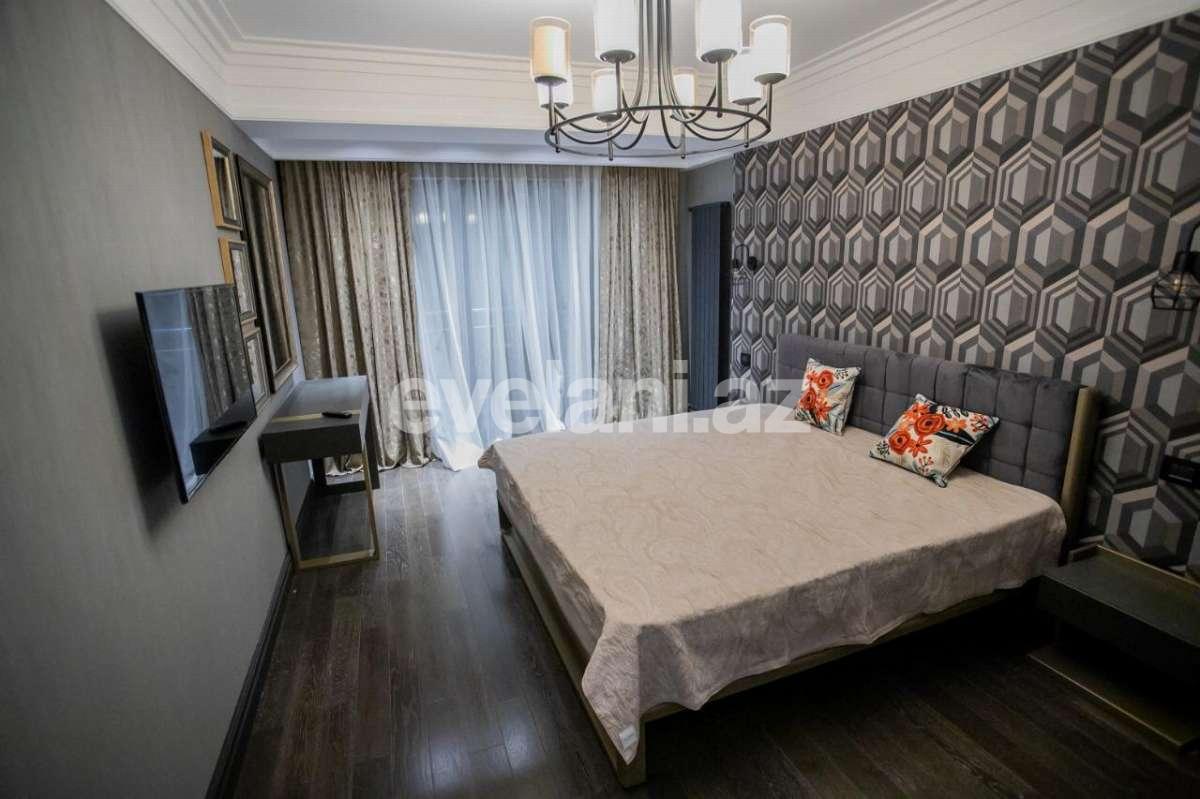 Satılır, yeni tikili, 3 otaqlı, 148 m², Şah İsmayıl Xətai m.
