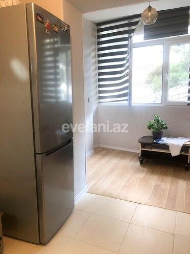 Продаётся, вторичка, 3-комнаты, 105 m², Элмляр Академиясы m.