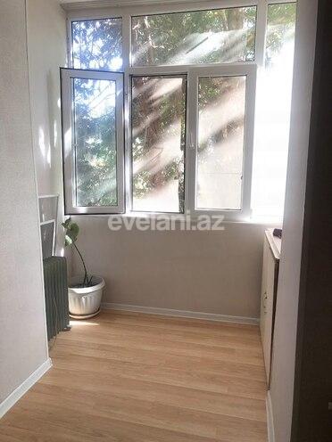 Продаётся, вторичка, 3-комнаты, 105 m², Элмляр Академиясы m.