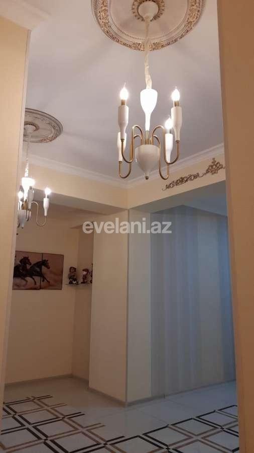 Satılır, yeni tikili, 4 otaqlı, 210 m², Elmlər Akademiyası m.