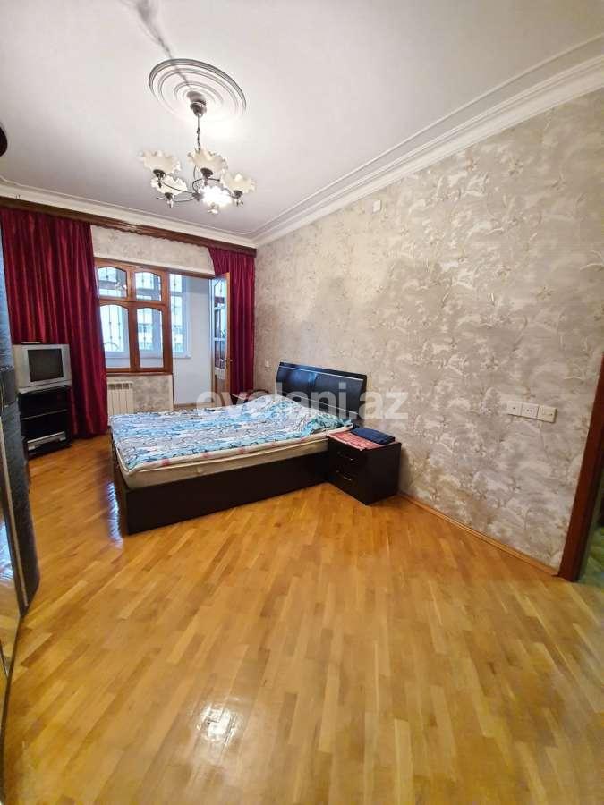 Satılır, köhnə tikili, 3 otaqlı, 80 m², Əhmədli m.