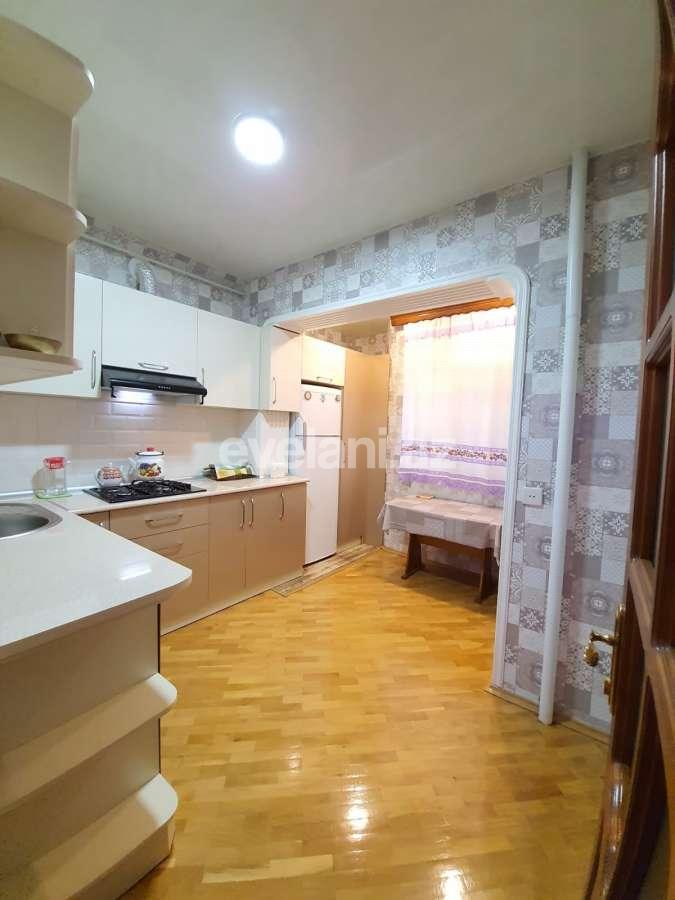 Satılır, köhnə tikili, 3 otaqlı, 80 m², Əhmədli m.