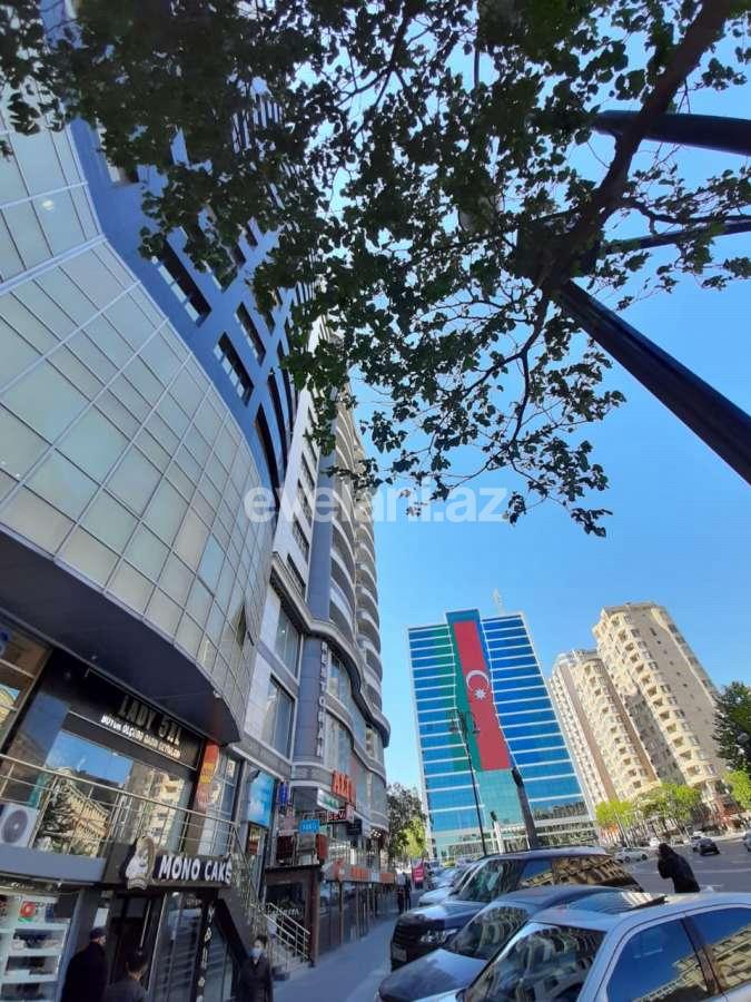 Продаётся, новостройка, 3-комнаты, 150 m², Низами m.