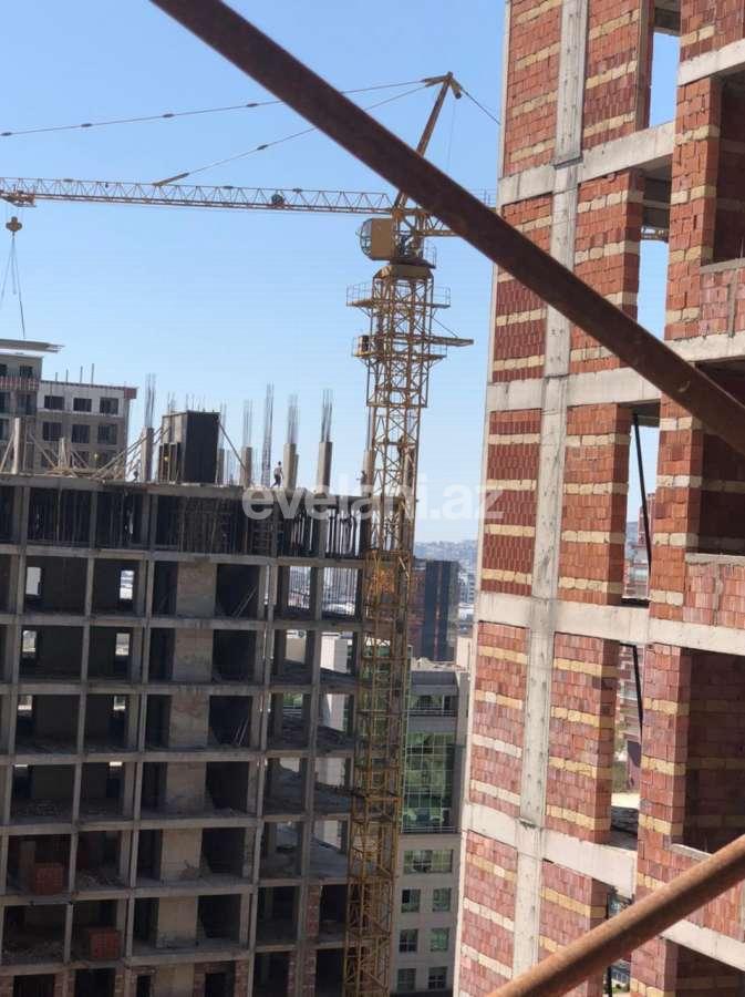 Satılır, yeni tikili, 4 otaqlı, 148 m², 28 may m.
