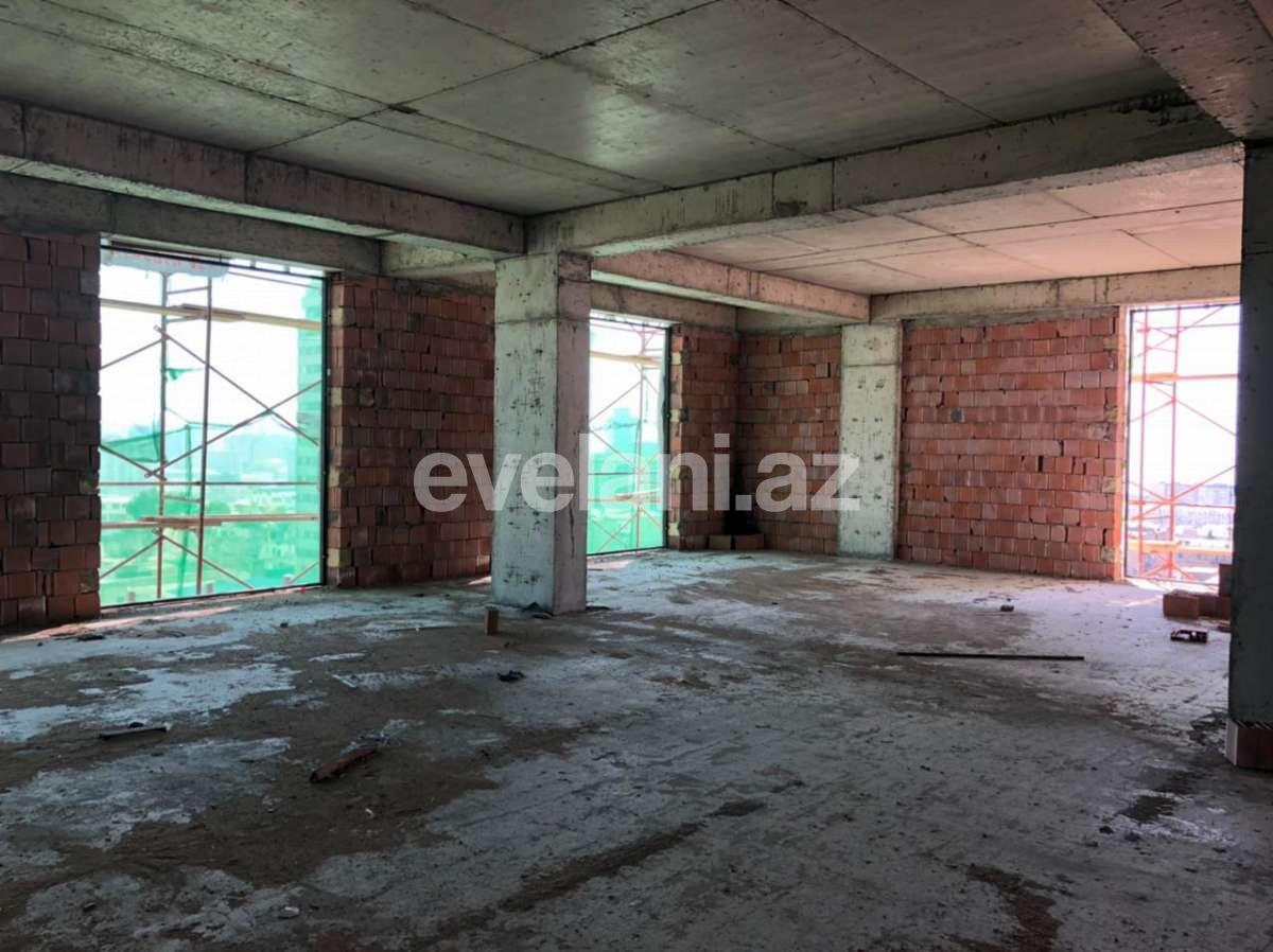 Satılır, yeni tikili, 4 otaqlı, 148 m², 28 may m.