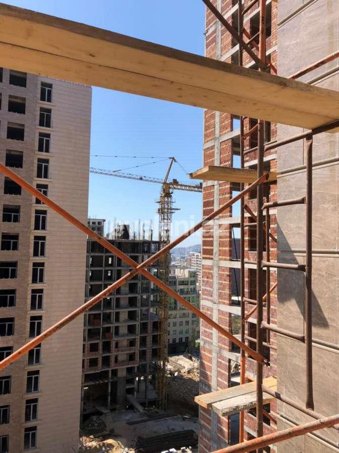 Satılır, yeni tikili, 4 otaqlı, 148 m², 28 may m.