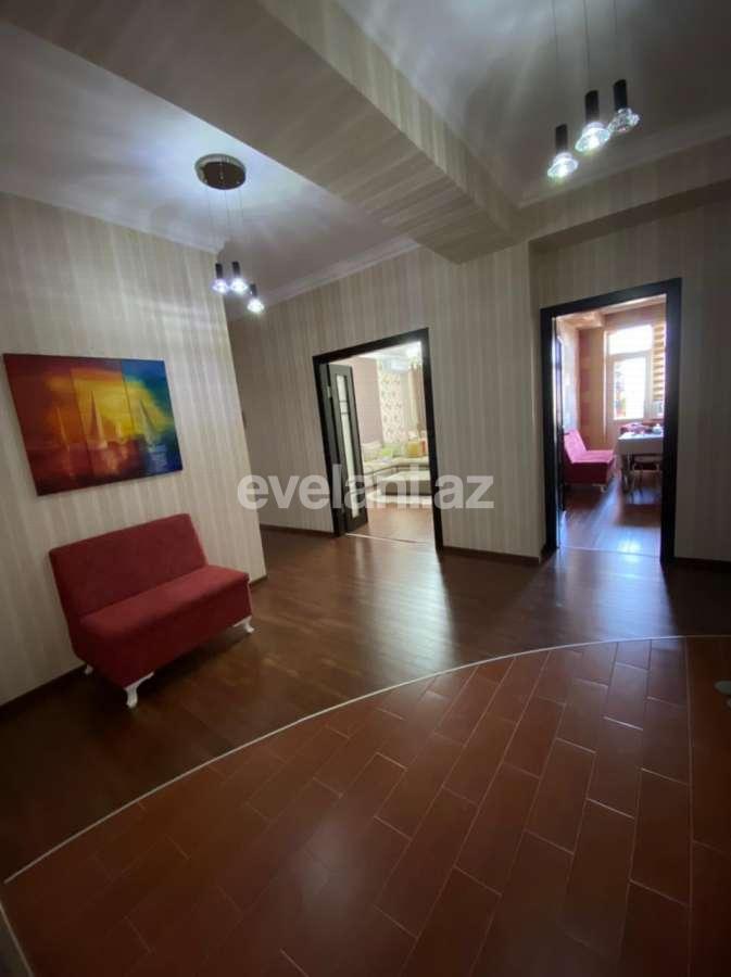 Satılır, yeni tikili, 4 otaqlı, 154 m², 8-ci mikrorayon q.