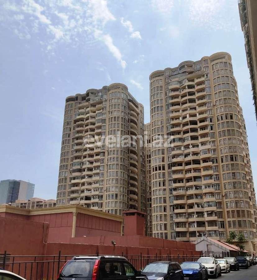 Satılır, yeni tikili, 3 otaqlı, 156 m², Şah İsmayıl Xətai m.