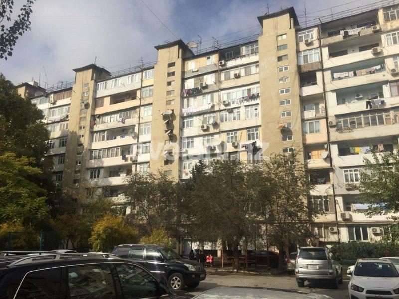 Satılır, köhnə tikili, 3 otaqlı, 80 m², Neftçilər m.