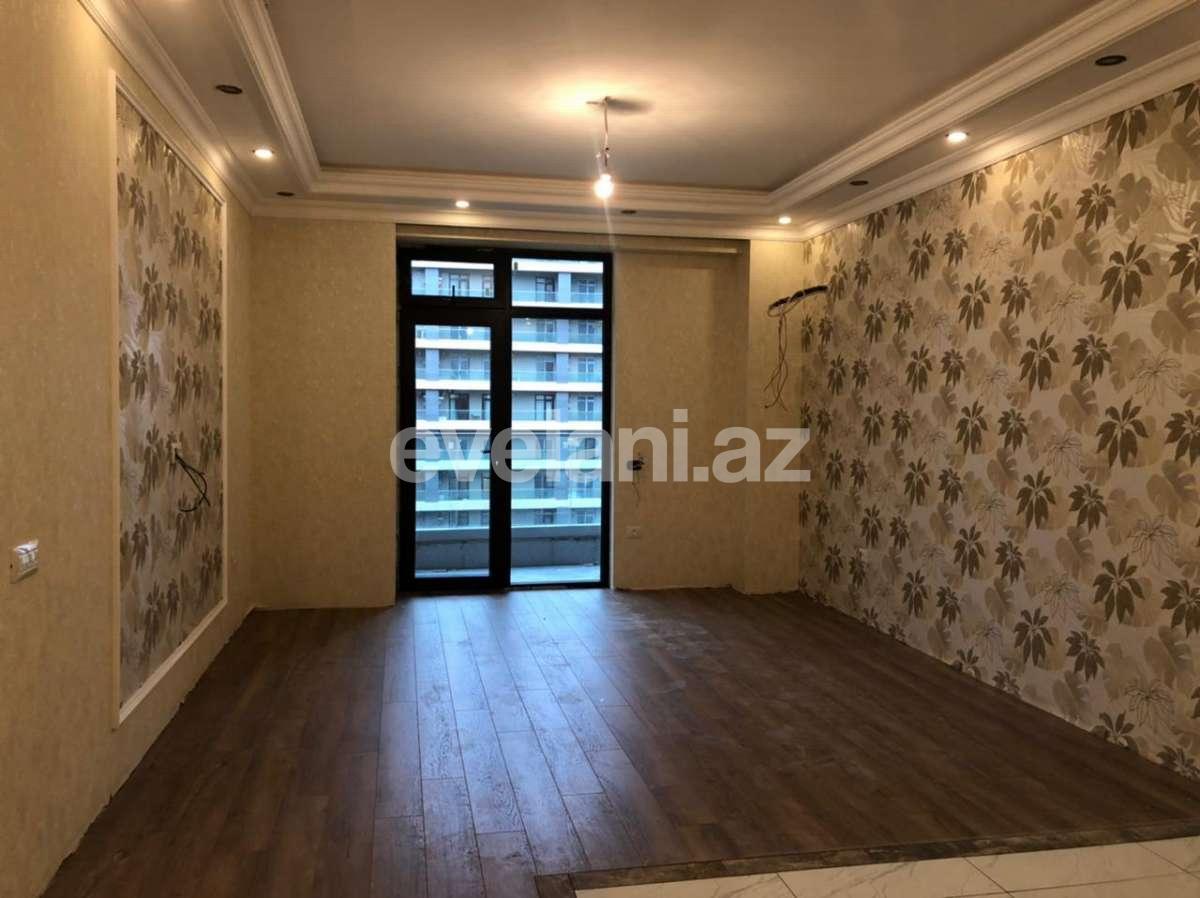 Satılır, yeni tikili, 2 otaqlı, 70 m², 8 Noyabr m.